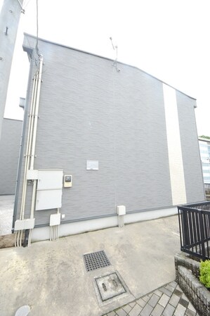 レオパレスブルーメの物件外観写真